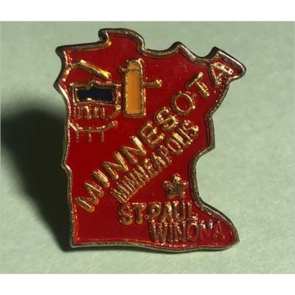 Minnesota State shaped pin -w/ Winona, St Paul, Minneapolis -EUC